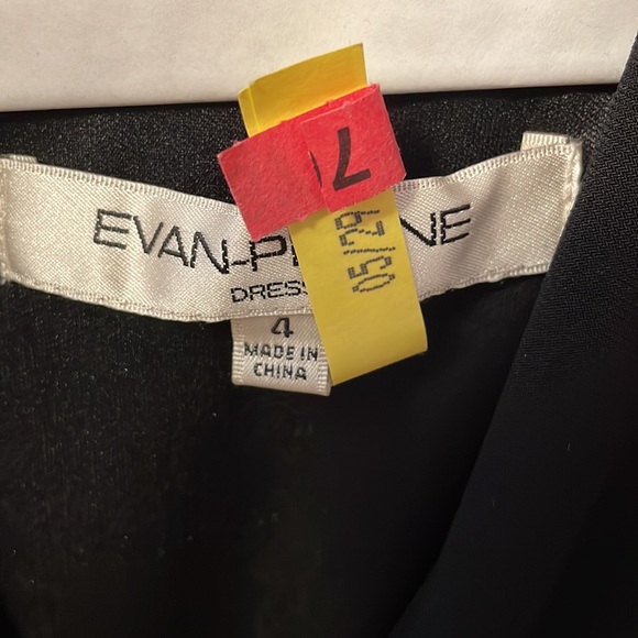 Evan Piccone black cocktail dress.size 4 worn once. Freshly dry cleaned. - Picture 2 of 9